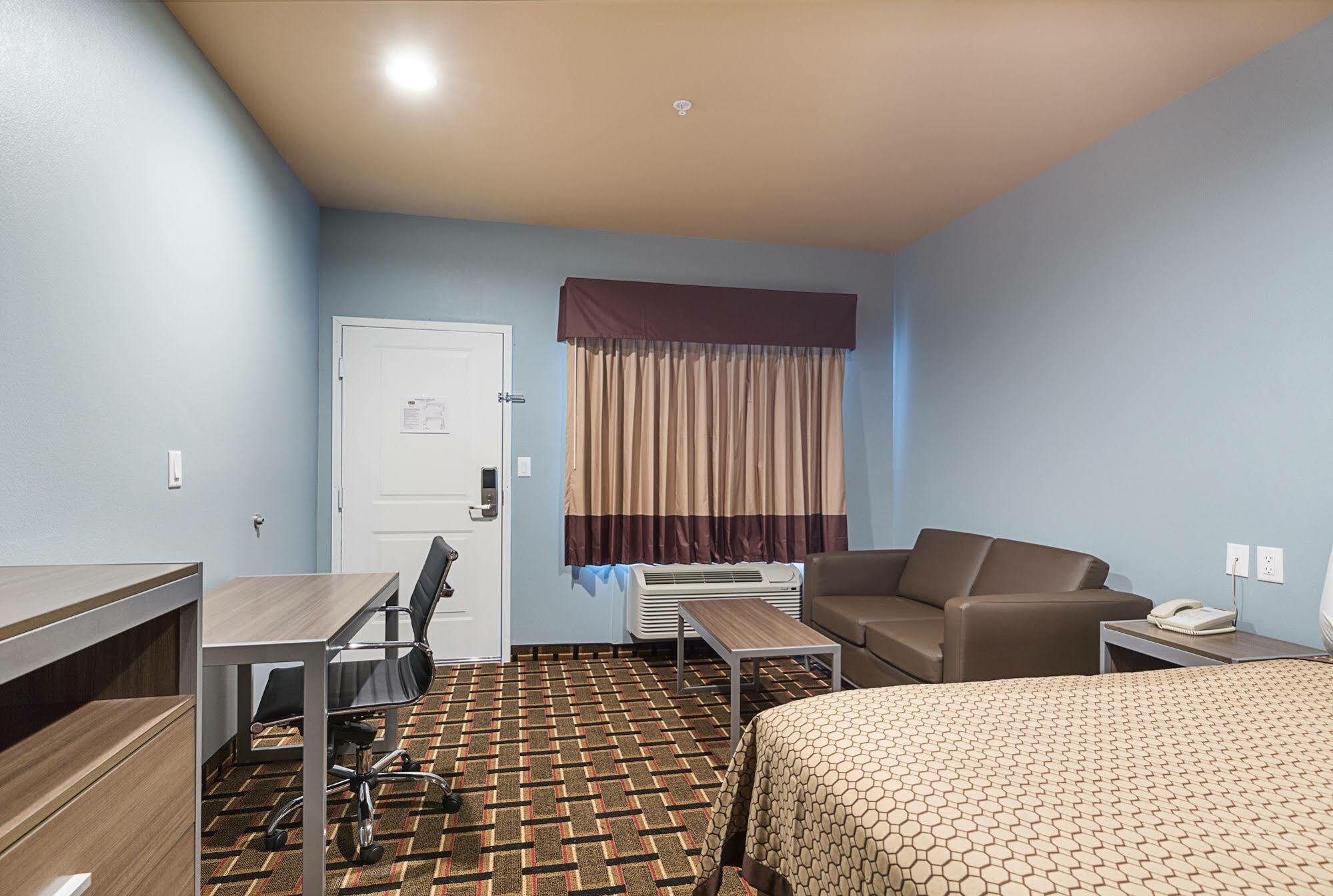 Scottish Inns & Suites - Crosby المظهر الخارجي الصورة